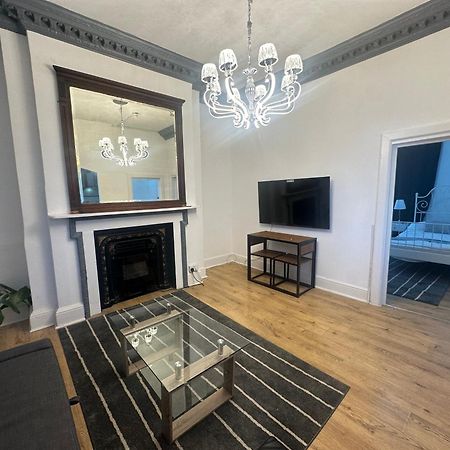 First Floor One Bed Apartment In Central West Лондон Экстерьер фото